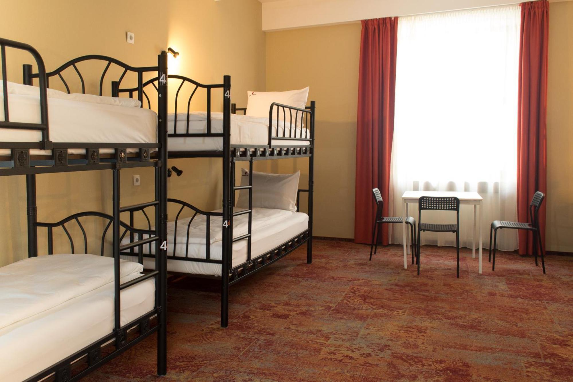 B13 Hostel Σίμπιου Εξωτερικό φωτογραφία