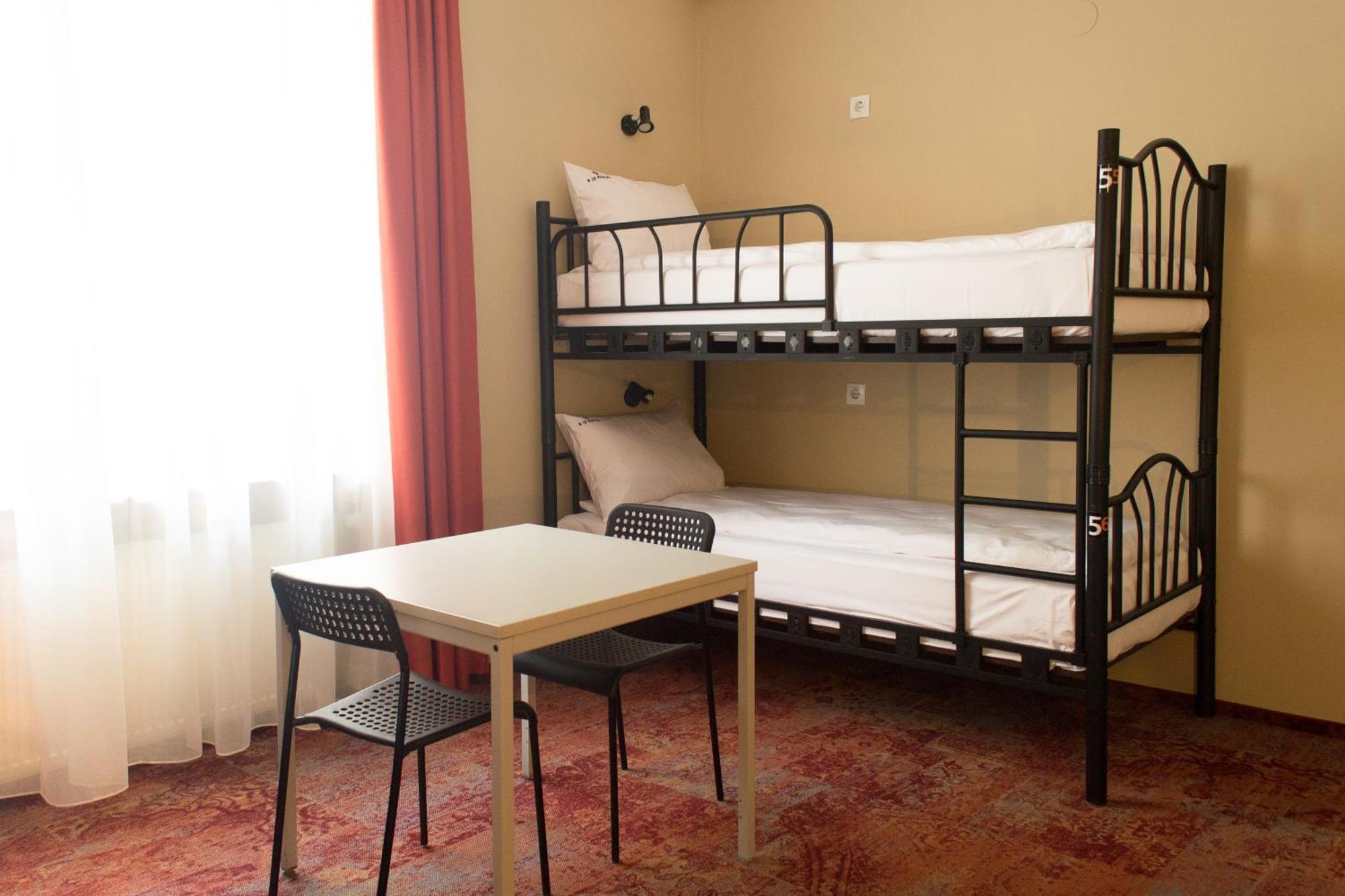 B13 Hostel Σίμπιου Εξωτερικό φωτογραφία