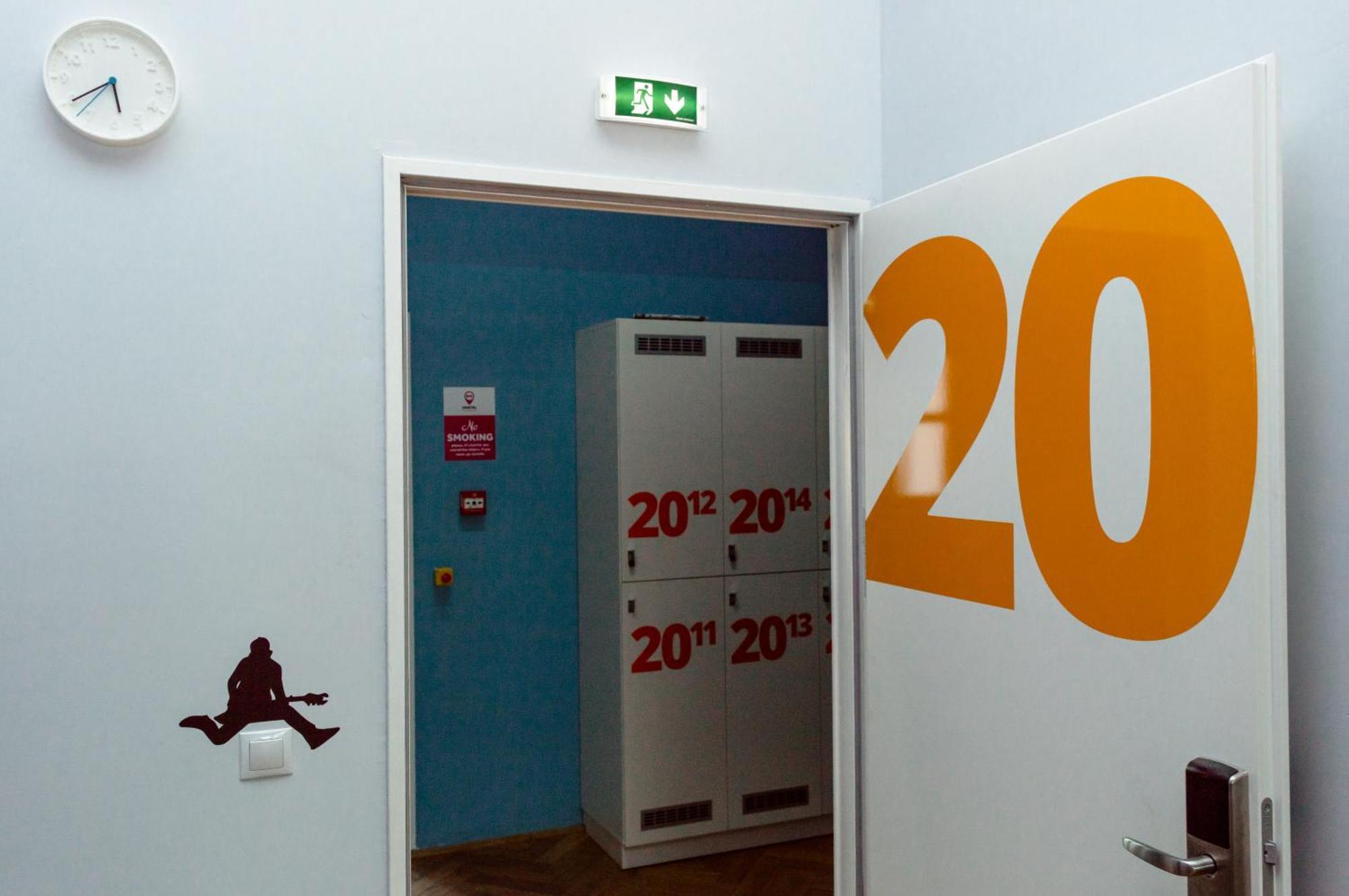 B13 Hostel Σίμπιου Εξωτερικό φωτογραφία